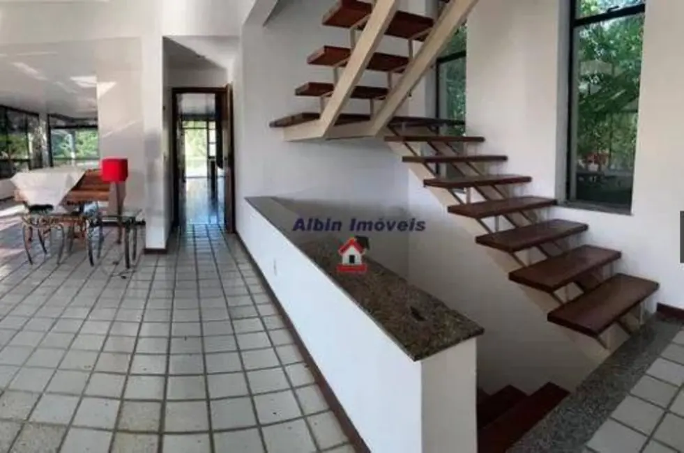 Casa de Condomínio com 4 quartos à venda, 515m2 em Camboinhas, Niteroi - RJ - imagem 5 Foto 5 de Casa de Condomínio com 4 quartos à venda, 515m2 em Camboinhas, Niteroi - RJ