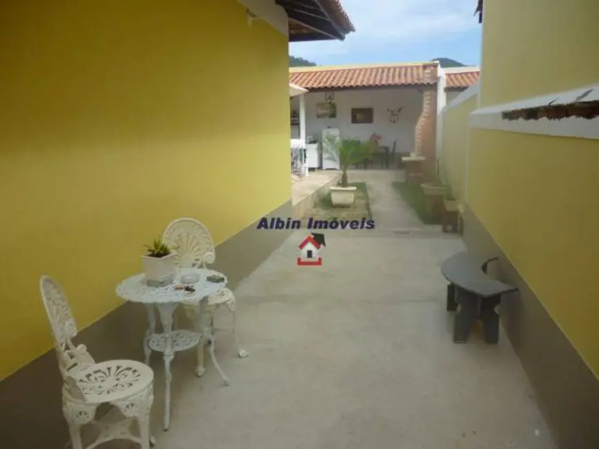 Foto 4 de Casa com 2 quartos à venda, 180m2 em Serra Grande, Niteroi - RJ