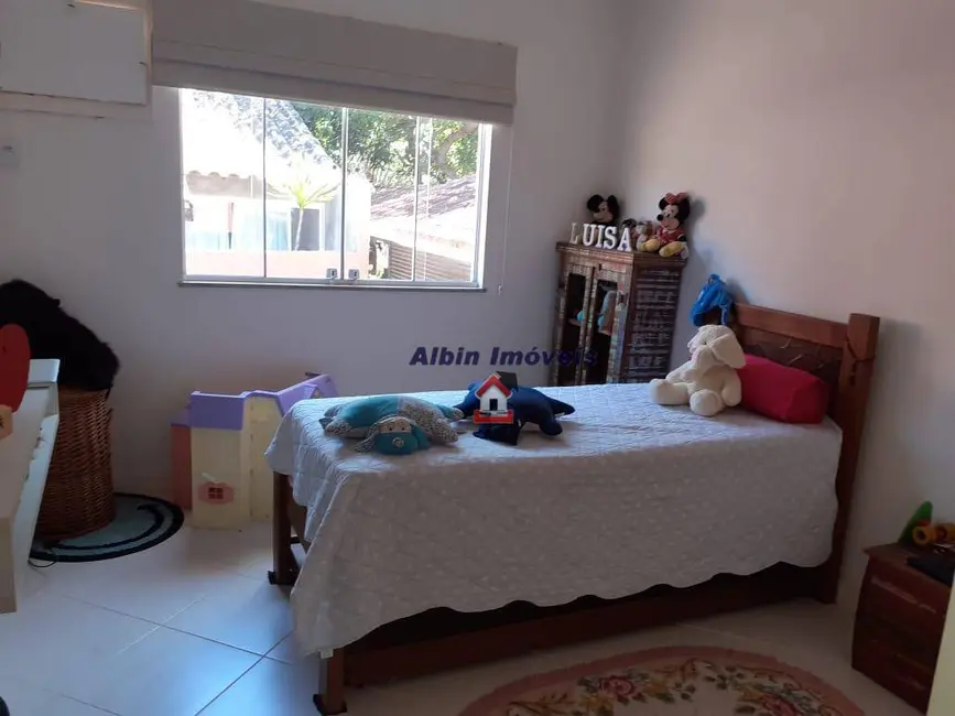 Foto 8 de Casa com 4 quartos à venda, 295m2 em Itacoatiara, Niteroi - RJ