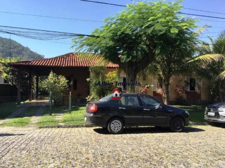 Foto 2 de Casa de Condomínio com 4 quartos à venda, 720m2 em Piratininga, Niteroi - RJ