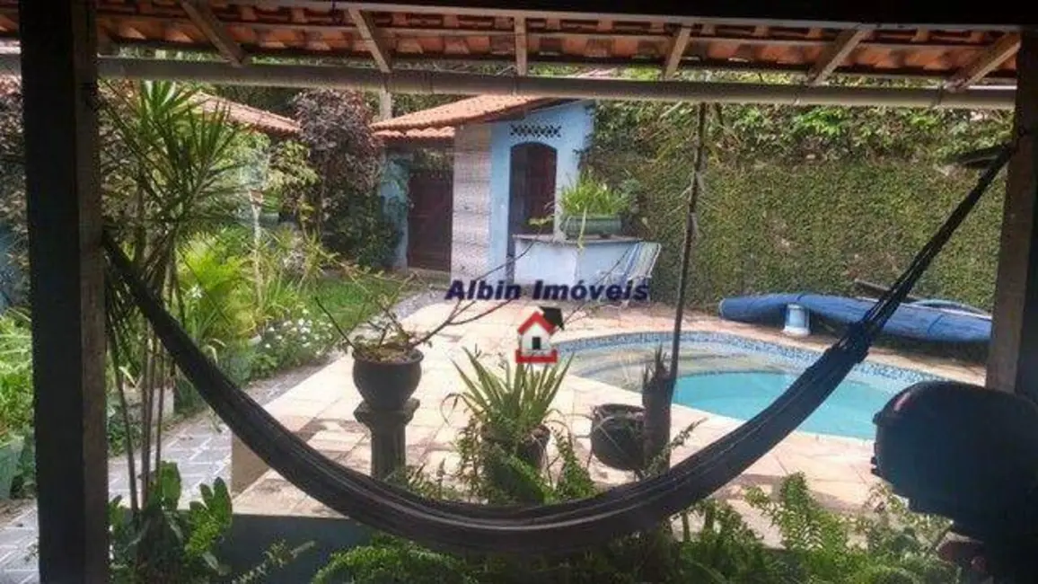 Foto 2 de Casa com 3 quartos à venda, 680m2 em Piratininga, Niteroi - RJ