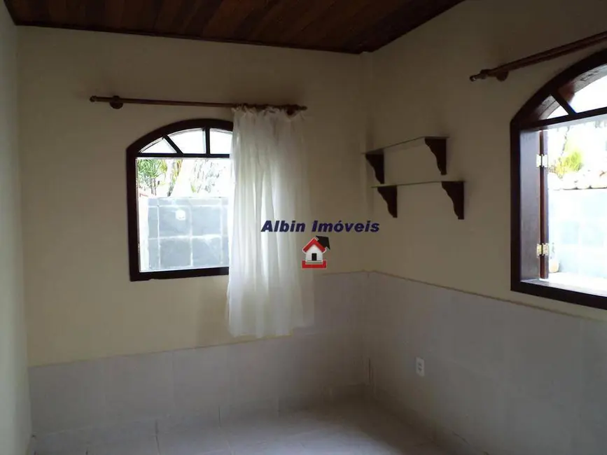 Casa com 5 quartos à venda, 450m2 em Engenho do Mato, Niteroi - RJ - imagem 5 Foto 5 de Casa com 5 quartos à venda, 450m2 em Engenho do Mato, Niteroi - RJ