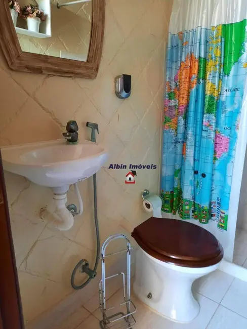 Casa com 5 quartos à venda, 450m2 em Engenho do Mato, Niteroi - RJ - imagem 8 Foto 8 de Casa com 5 quartos à venda, 450m2 em Engenho do Mato, Niteroi - RJ
