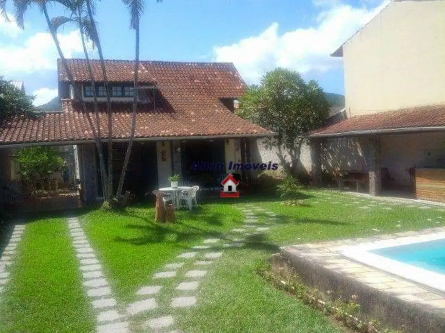 Foto 1 de Casa com 3 quartos à venda, 400m2 em Serra Grande, Niteroi - RJ