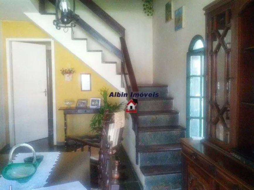 Foto 8 de Casa com 3 quartos à venda, 400m2 em Serra Grande, Niteroi - RJ