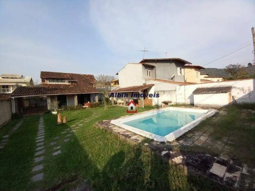 Foto 3 de Casa com 3 quartos à venda, 400m2 em Serra Grande, Niteroi - RJ