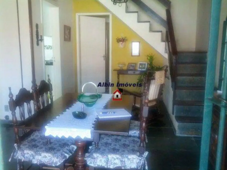 Foto 9 de Casa com 3 quartos à venda, 400m2 em Serra Grande, Niteroi - RJ