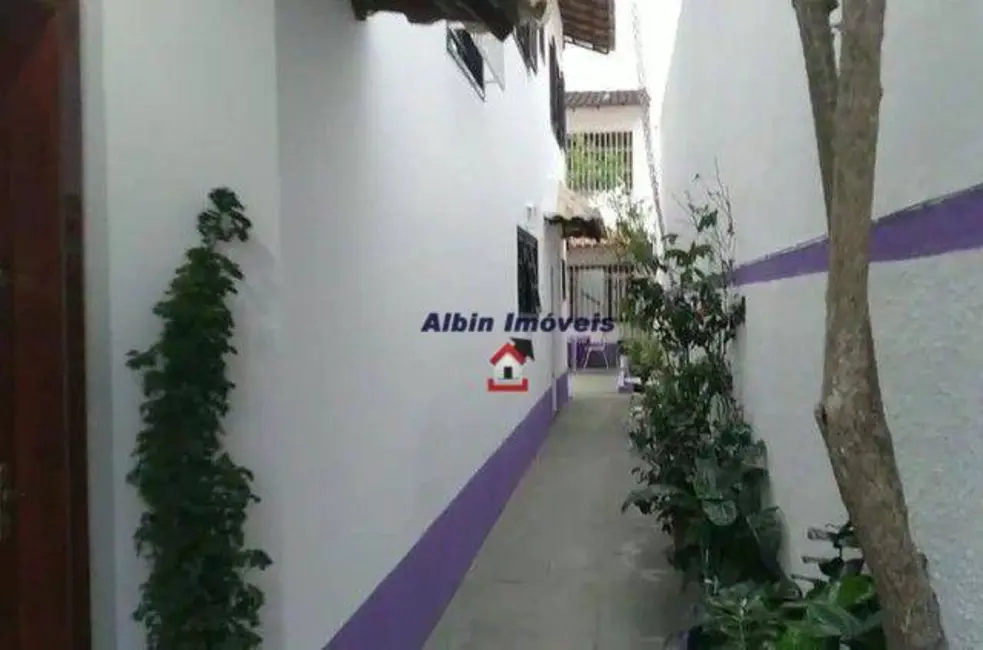 Foto 3 de Casa com 3 quartos à venda, 360m2 em Itaipu, Niteroi - RJ