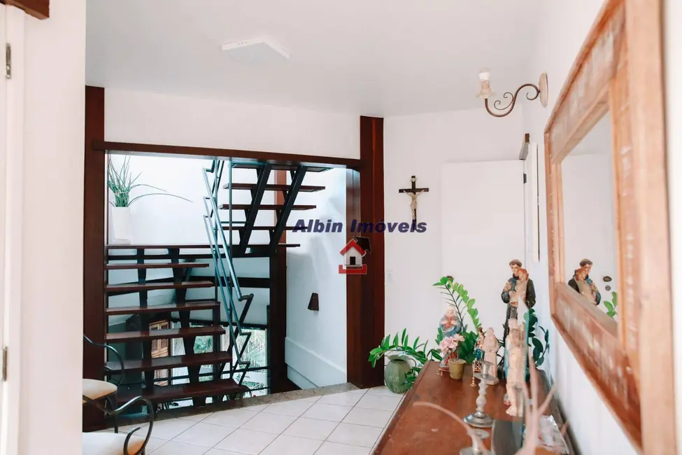 Foto 9 de Casa de Condomínio com 4 quartos à venda, 1005m2 em Sapê, Niteroi - RJ