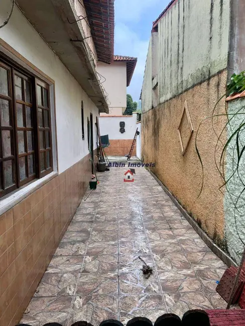 Foto 9 de Casa com 2 quartos à venda, 360m2 em Piratininga, Niteroi - RJ