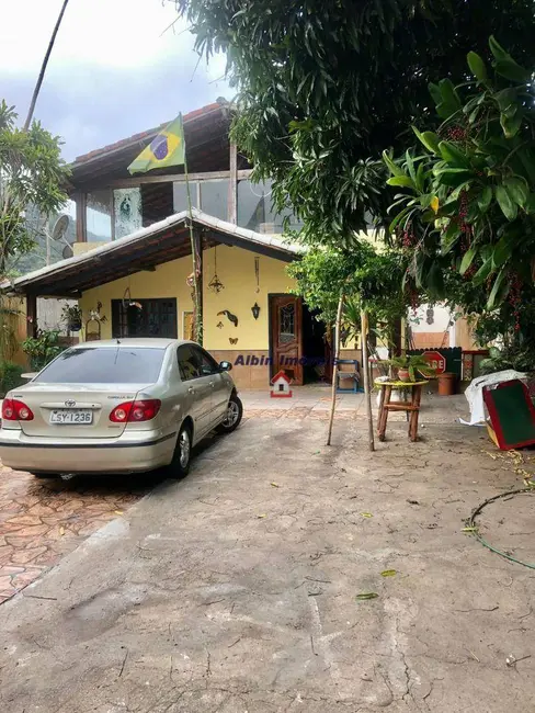 Foto 2 de Casa com 2 quartos à venda, 360m2 em Piratininga, Niteroi - RJ