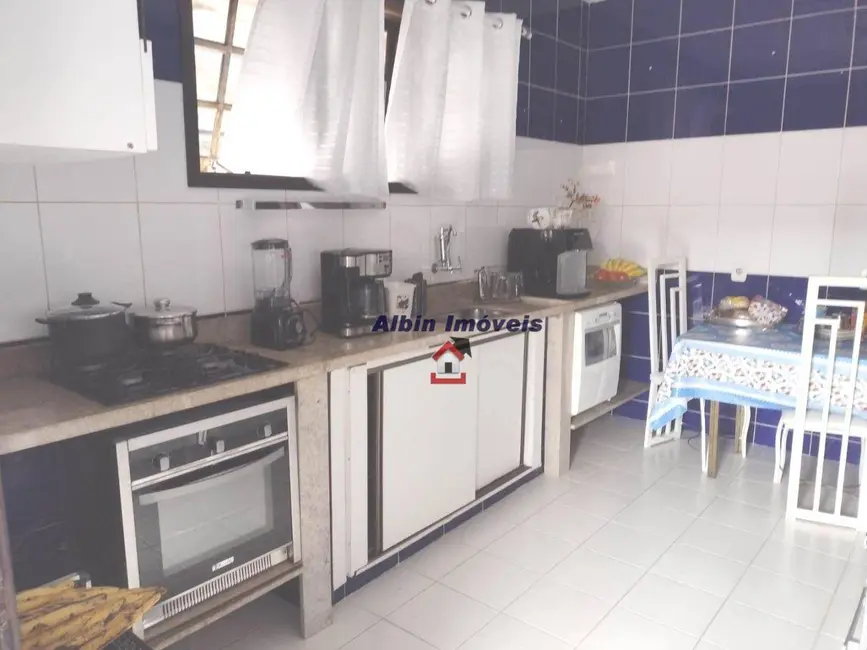 Foto 6 de Casa de Condomínio com 3 quartos à venda, 450m2 em Itaipu, Niteroi - RJ