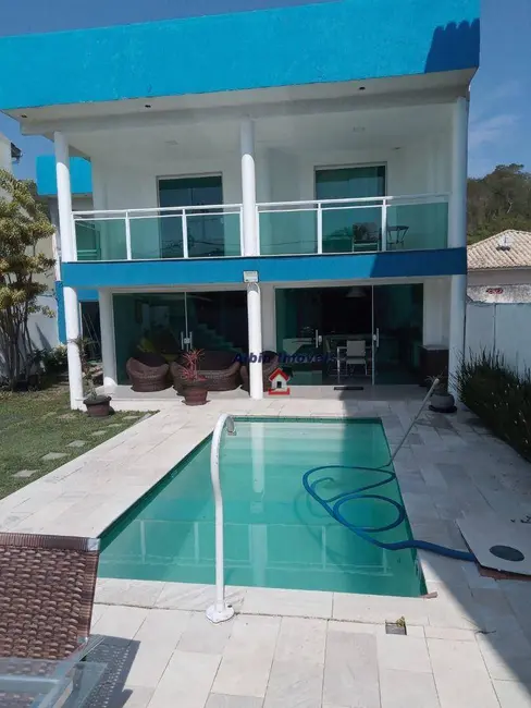 Foto 8 de Casa com 3 quartos à venda, 360m2 em Piratininga, Niteroi - RJ