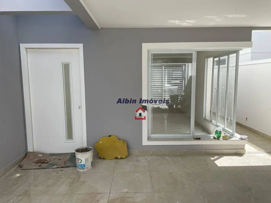 Foto 3 de Casa de Condomínio com 4 quartos à venda, 180m2 em Itaipu, Niteroi - RJ