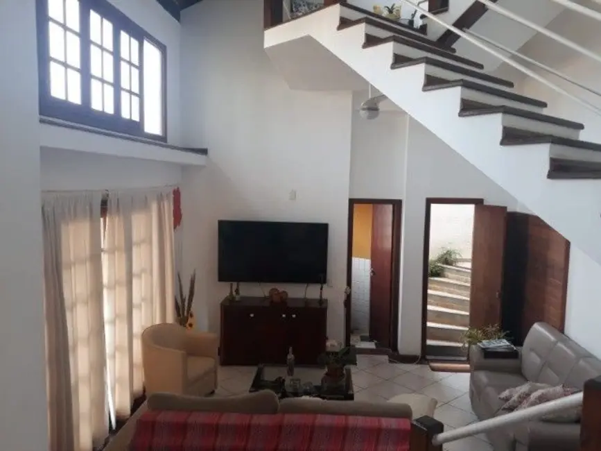 Foto 5 de Casa com 6 quartos à venda, 360m2 em Camboinhas, Niteroi - RJ