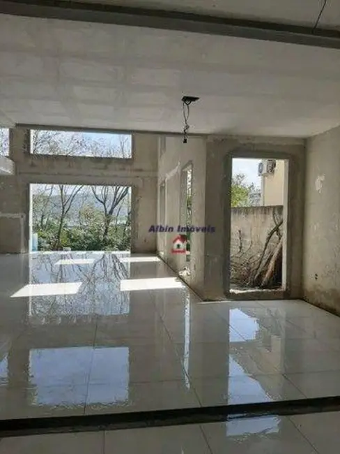 Foto 2 de Casa de Condomínio com 4 quartos à venda, 520m2 em Piratininga, Niteroi - RJ