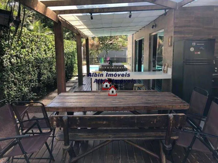 Foto 5 de Casa com 3 quartos à venda, 360m2 em Piratininga, Niteroi - RJ