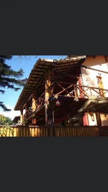 Casa com 4 quartos à venda, 494m2 em Itacoatiara, Niteroi - RJ - imagem 4 Foto 4 de Casa com 4 quartos à venda, 494m2 em Itacoatiara, Niteroi - RJ