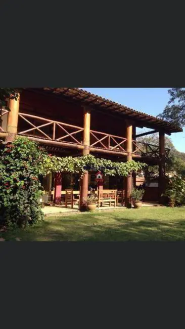 Casa com 4 quartos à venda, 494m2 em Itacoatiara, Niteroi - RJ - imagem 2 Foto 2 de Casa com 4 quartos à venda, 494m2 em Itacoatiara, Niteroi - RJ