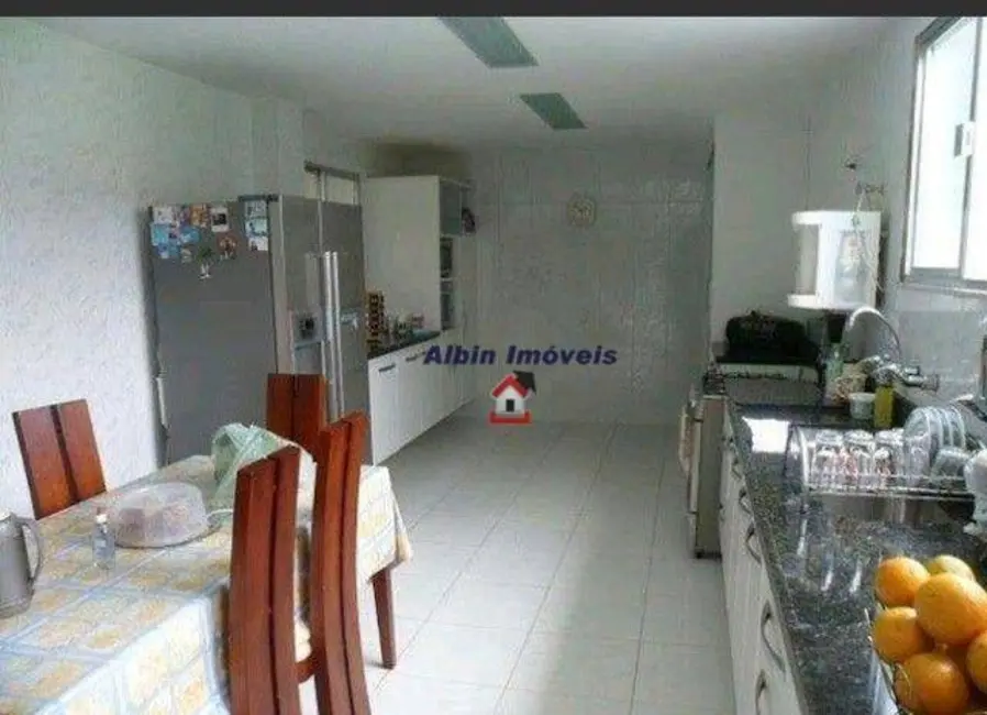 Foto 6 de Casa com 4 quartos à venda, 750m2 em Niteroi - RJ