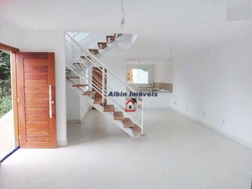 Foto 4 de Casa com 3 quartos à venda, 510m2 em Itaipu, Niteroi - RJ