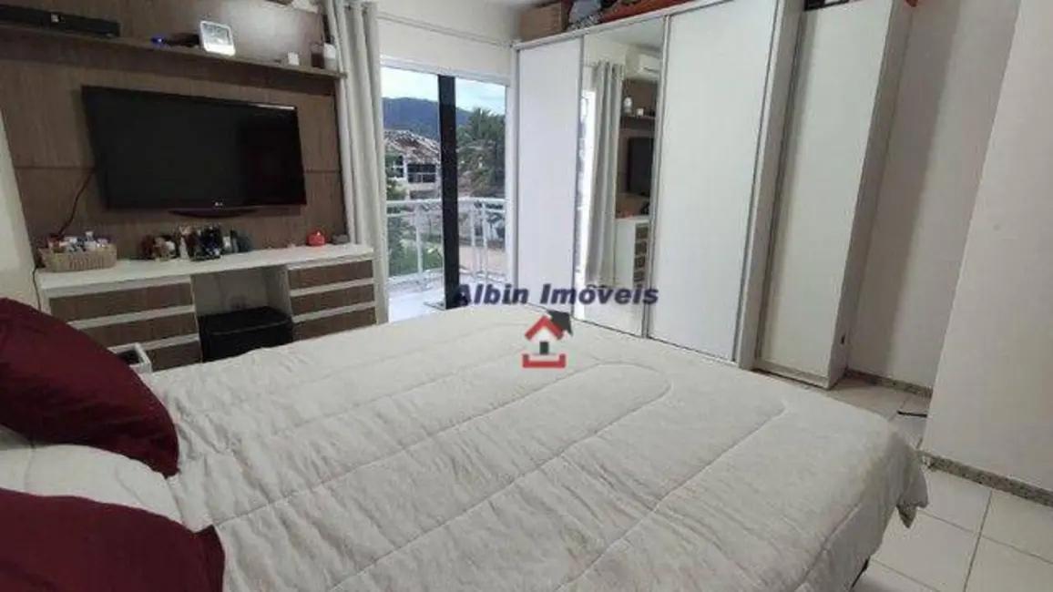 Foto 5 de Casa com 4 quartos à venda, 262m2 em Serra Grande, Niteroi - RJ