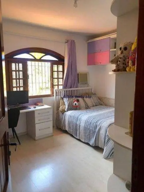 Foto 7 de Casa com 4 quartos à venda, 225m2 em Itaipu, Niteroi - RJ