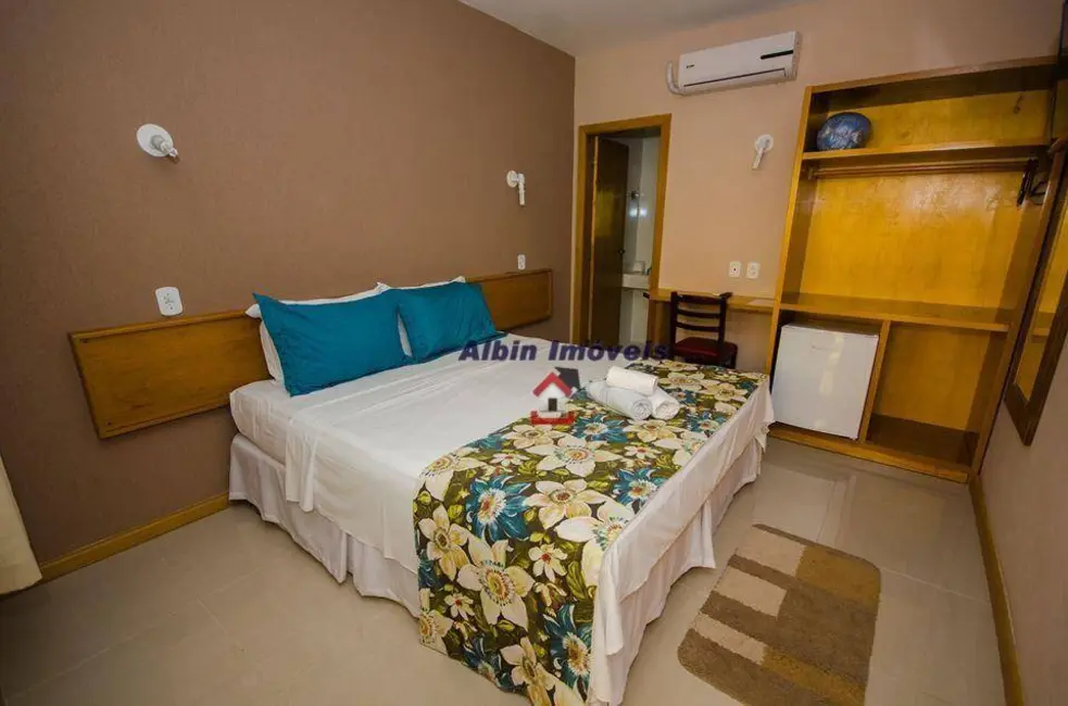 Foto 5 de Casa com 20 quartos à venda, 630m2 em Itaipu, Niteroi - RJ