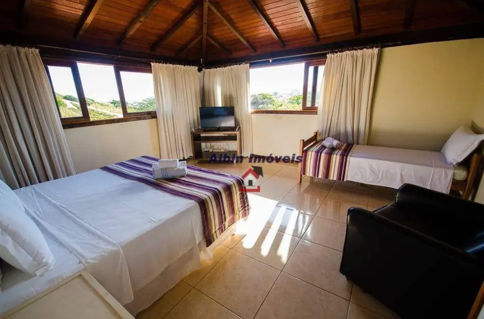 Foto 9 de Casa com 20 quartos à venda, 630m2 em Itaipu, Niteroi - RJ