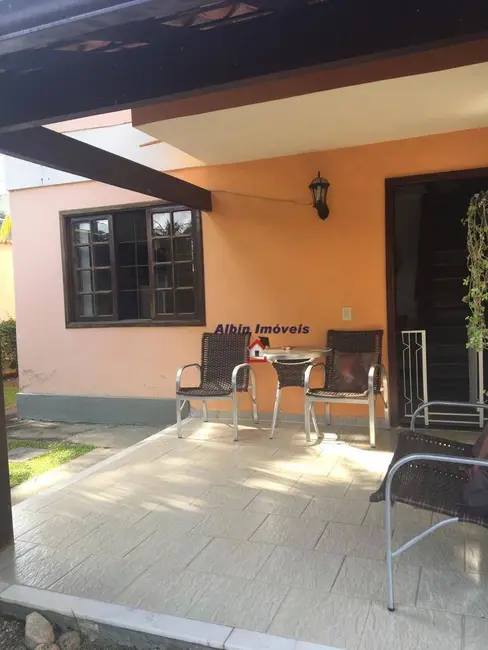 Foto 3 de Casa de Condomínio com 2 quartos à venda, 120m2 em Piratininga, Niteroi - RJ