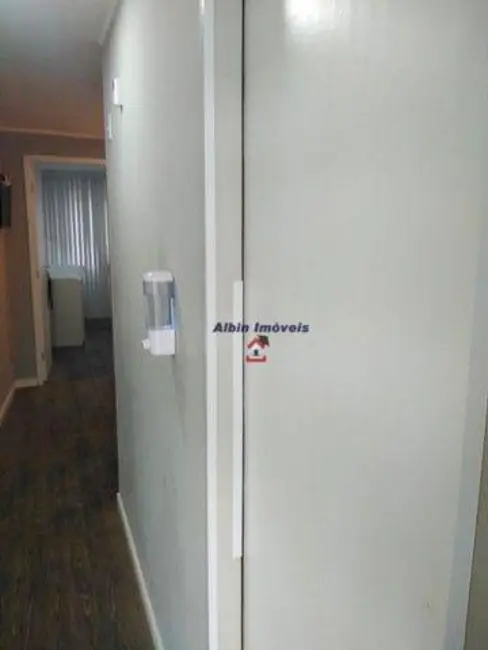 Sala Comercial à venda, 26m2 em Piratininga, Niteroi - RJ - imagem 3 Foto 3 de Sala Comercial à venda, 26m2 em Piratininga, Niteroi - RJ