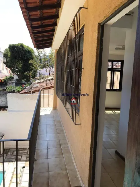 Foto 3 de Casa com 8 quartos à venda, 360m2 em Piratininga, Niteroi - RJ