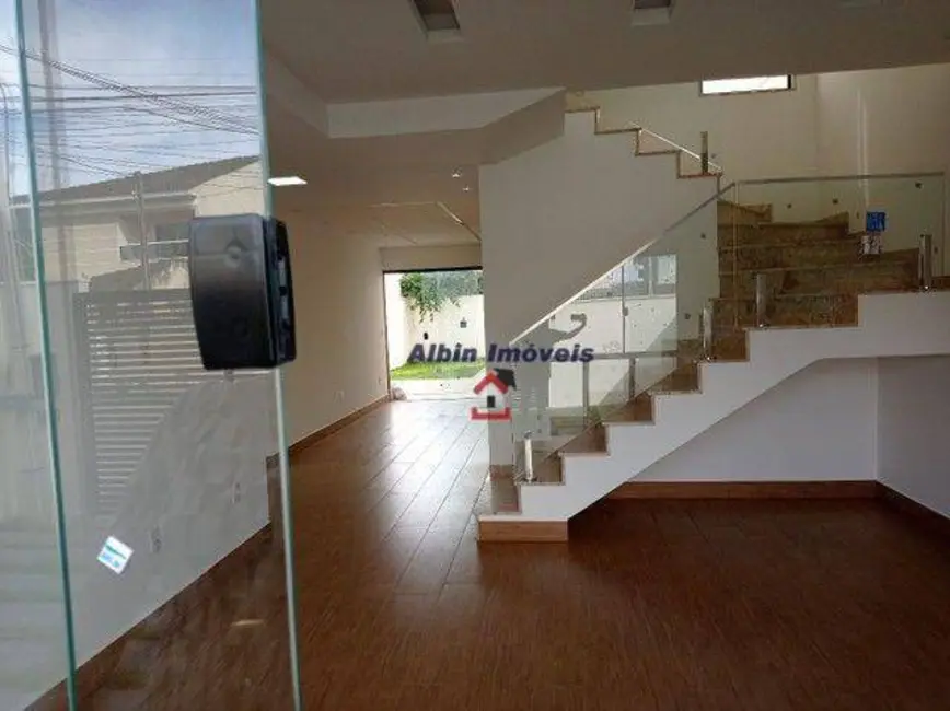 Foto 3 de Casa de Condomínio com 4 quartos à venda, 225m2 em Itaipu, Niteroi - RJ