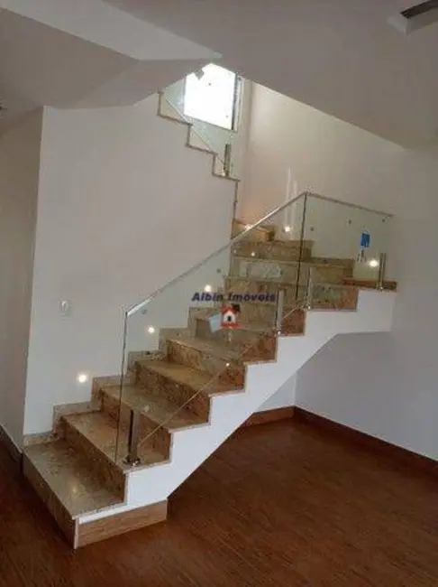 Foto 4 de Casa de Condomínio com 4 quartos à venda, 225m2 em Itaipu, Niteroi - RJ