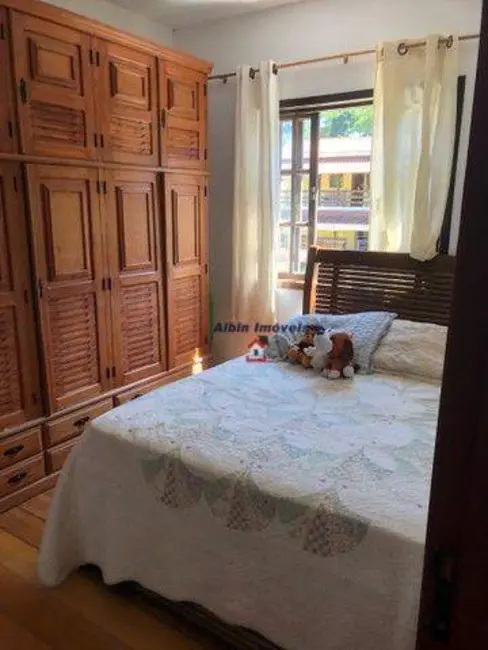 Foto 4 de Casa com 2 quartos à venda, 225m2 em Serra Grande, Niteroi - RJ