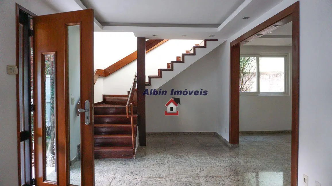 Foto 8 de Casa com 3 quartos à venda, 365m2 em Serra Grande, Niteroi - RJ