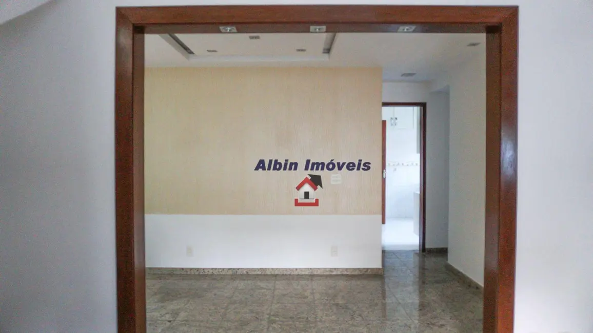 Foto 6 de Casa com 3 quartos à venda, 365m2 em Serra Grande, Niteroi - RJ