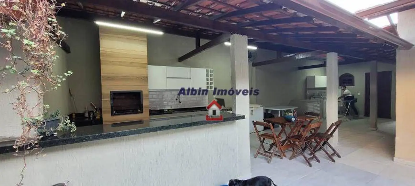 Foto 4 de Casa com 3 quartos à venda, 427m2 em Itaipu, Niteroi - RJ