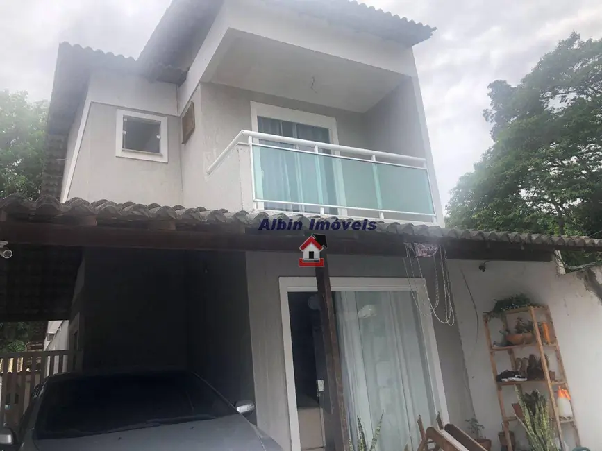 Foto 2 de Casa com 3 quartos à venda, 180m2 em Serra Grande, Niteroi - RJ