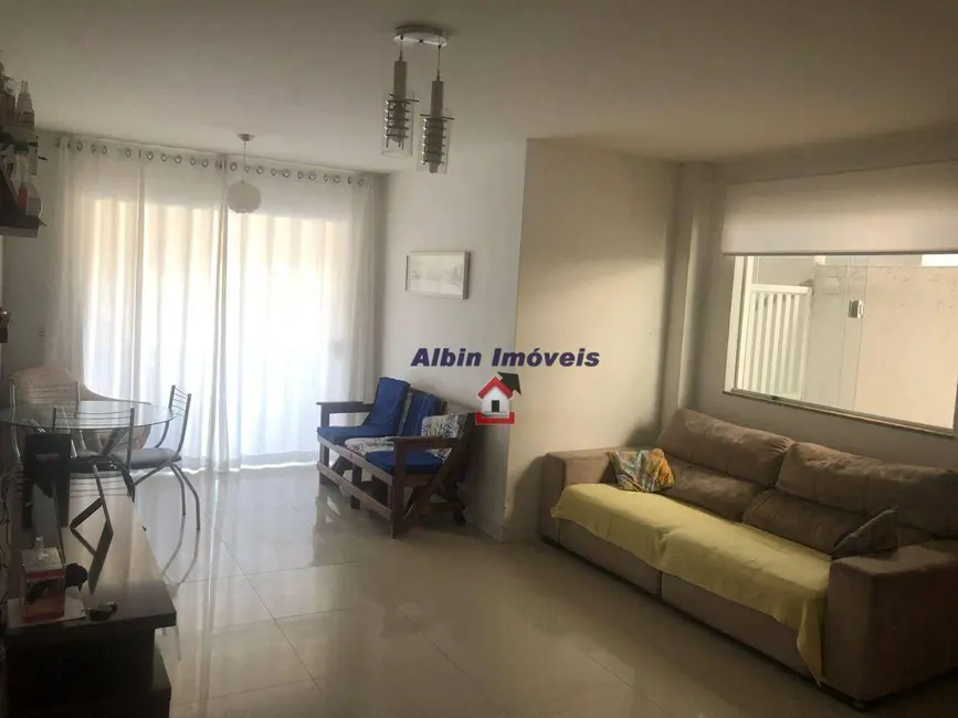 Foto 5 de Casa com 3 quartos à venda, 180m2 em Serra Grande, Niteroi - RJ