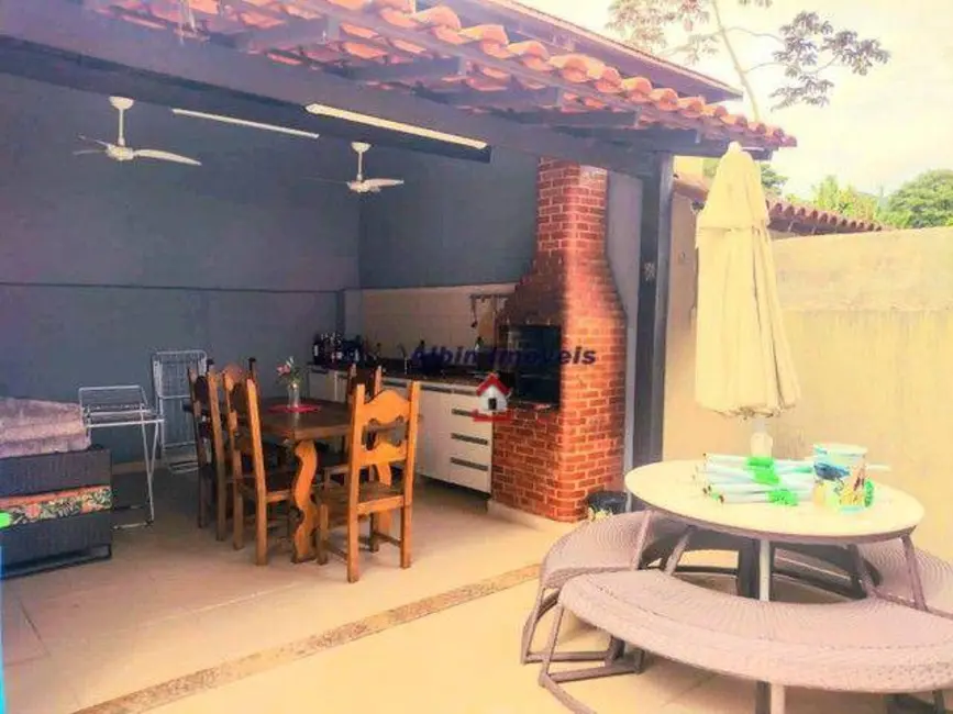 Foto 9 de Casa com 4 quartos à venda, 225m2 em Serra Grande, Niteroi - RJ