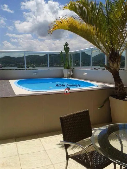 Cobertura com 2 quartos à venda, 114m2 em Piratininga, Niteroi - RJ - imagem 7 Foto 7 de Cobertura com 2 quartos à venda, 114m2 em Piratininga, Niteroi - RJ