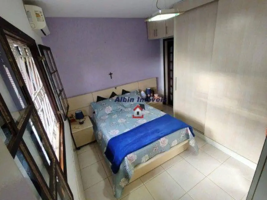 Casa com 3 quartos à venda, 360m2 em Maravista, Niteroi - RJ - imagem 6 Foto 6 de Casa com 3 quartos à venda, 360m2 em Maravista, Niteroi - RJ