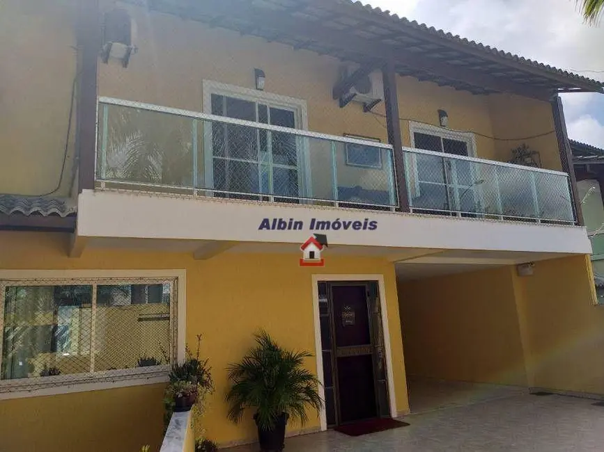 Foto 3 de Casa de Condomínio com 3 quartos à venda, 700m2 em Itaipu, Niteroi - RJ