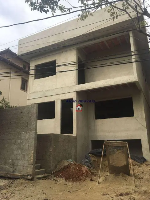 Foto 2 de Casa de Condomínio com 4 quartos à venda, 225m2 em Maravista, Niteroi - RJ