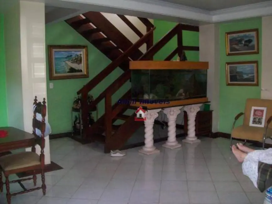 Foto 3 de Casa de Condomínio com 4 quartos à venda, 450m2 em Itaipu, Niteroi - RJ