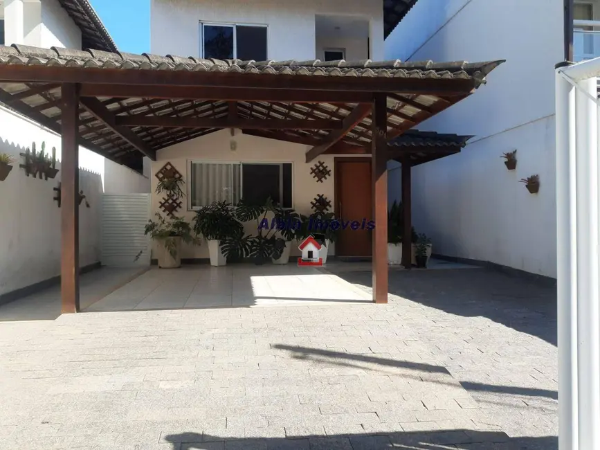 Foto 2 de Casa de Condomínio com 4 quartos à venda, 225m2 em Maravista, Niteroi - RJ