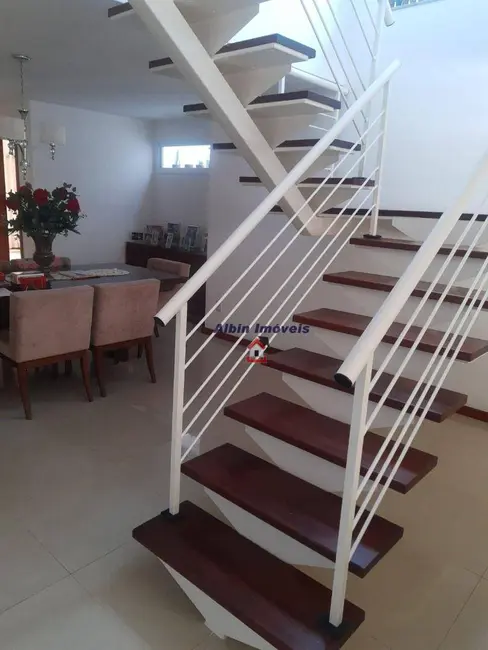 Foto 4 de Casa de Condomínio com 4 quartos à venda, 225m2 em Maravista, Niteroi - RJ