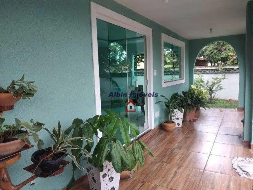 Foto 2 de Casa com 4 quartos à venda, 450m2 em Itaipu, Niteroi - RJ