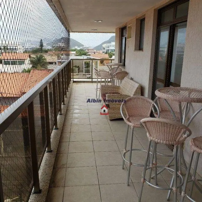 Foto 2 de Cobertura com 3 quartos à venda, 200m2 em Piratininga, Niteroi - RJ